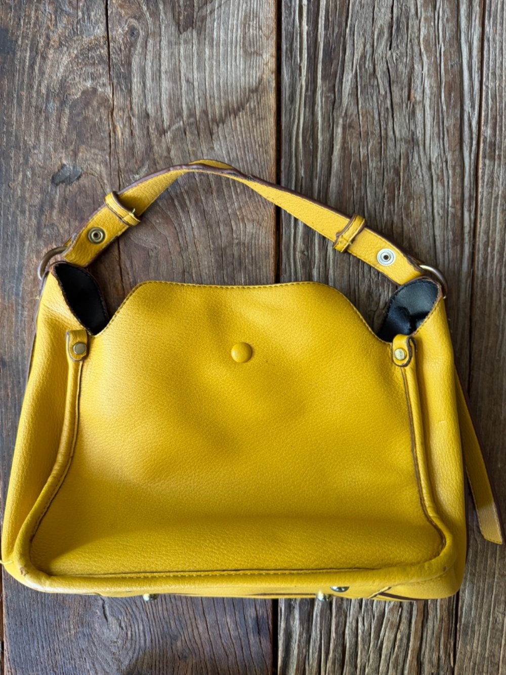 Yellow Handbag - Picture 4 of 5